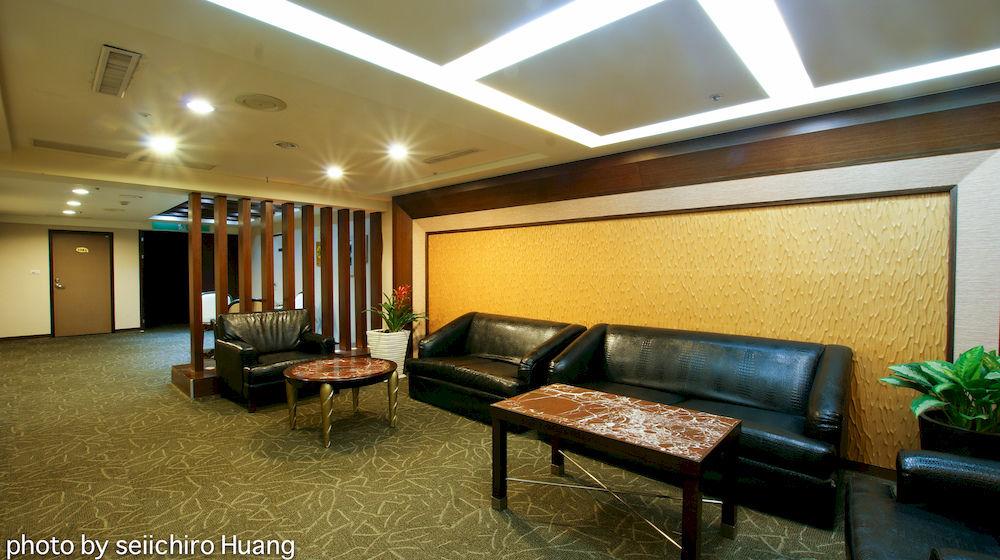 Lincoln Hotel Tainan Zewnętrze zdjęcie