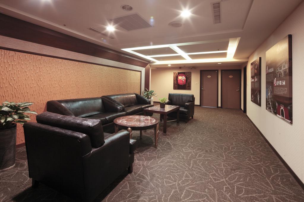 Lincoln Hotel Tainan Zewnętrze zdjęcie