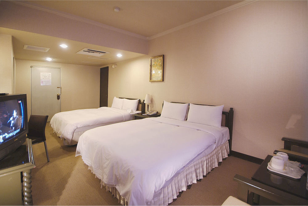 Lincoln Hotel Tainan Zewnętrze zdjęcie