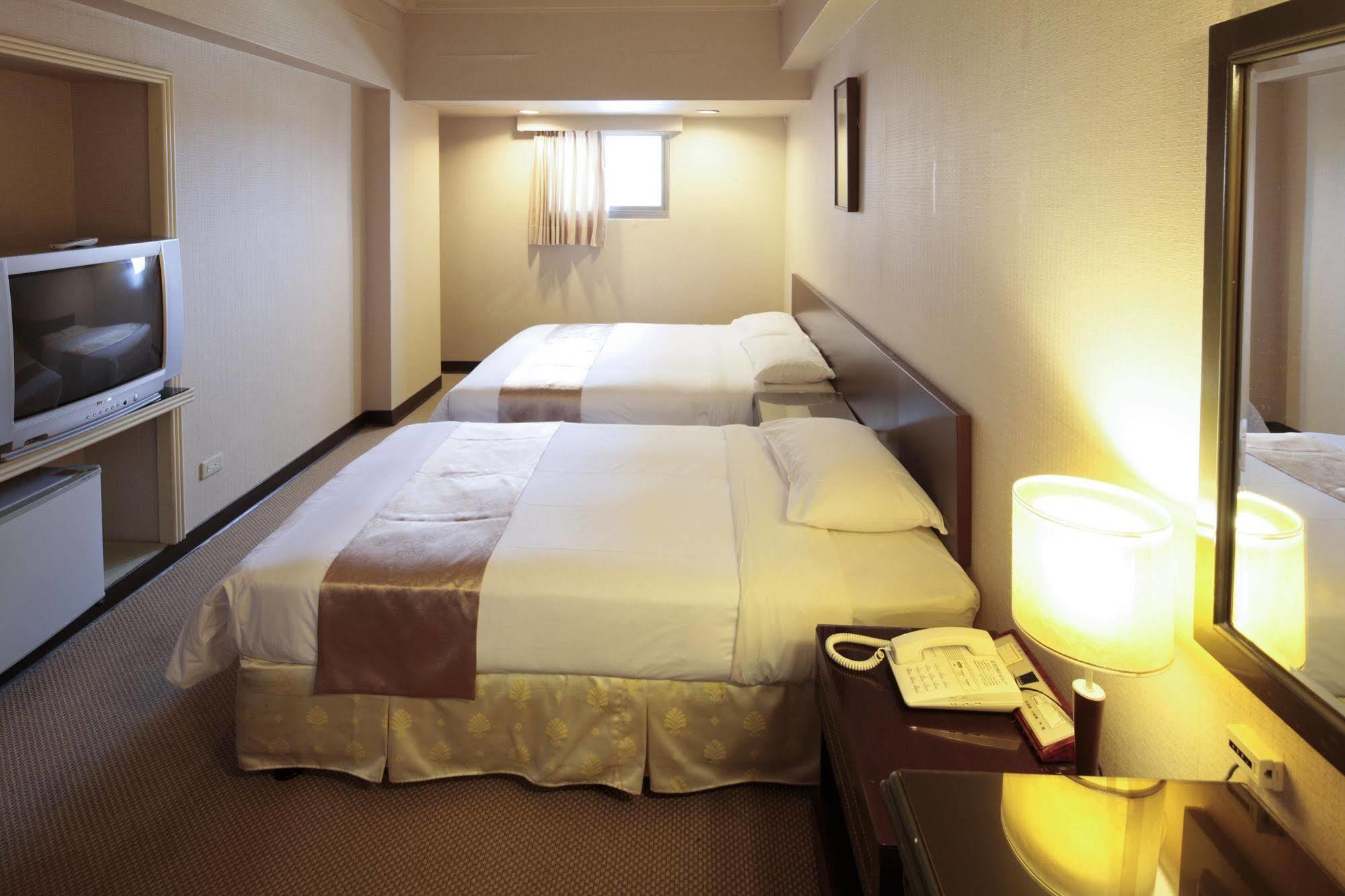 Lincoln Hotel Tainan Zewnętrze zdjęcie